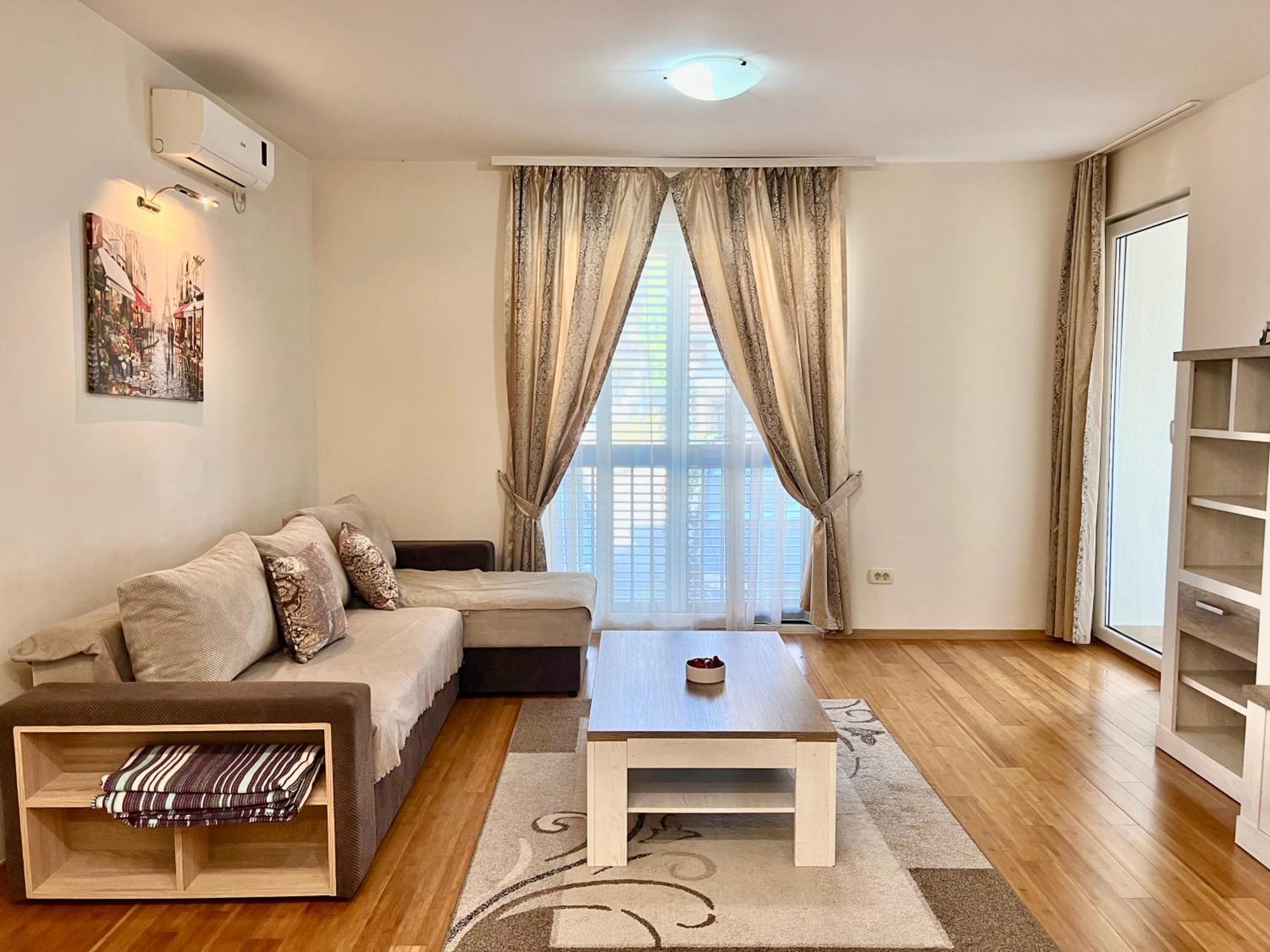 Apartments Nirgilija Tivat Extérieur photo