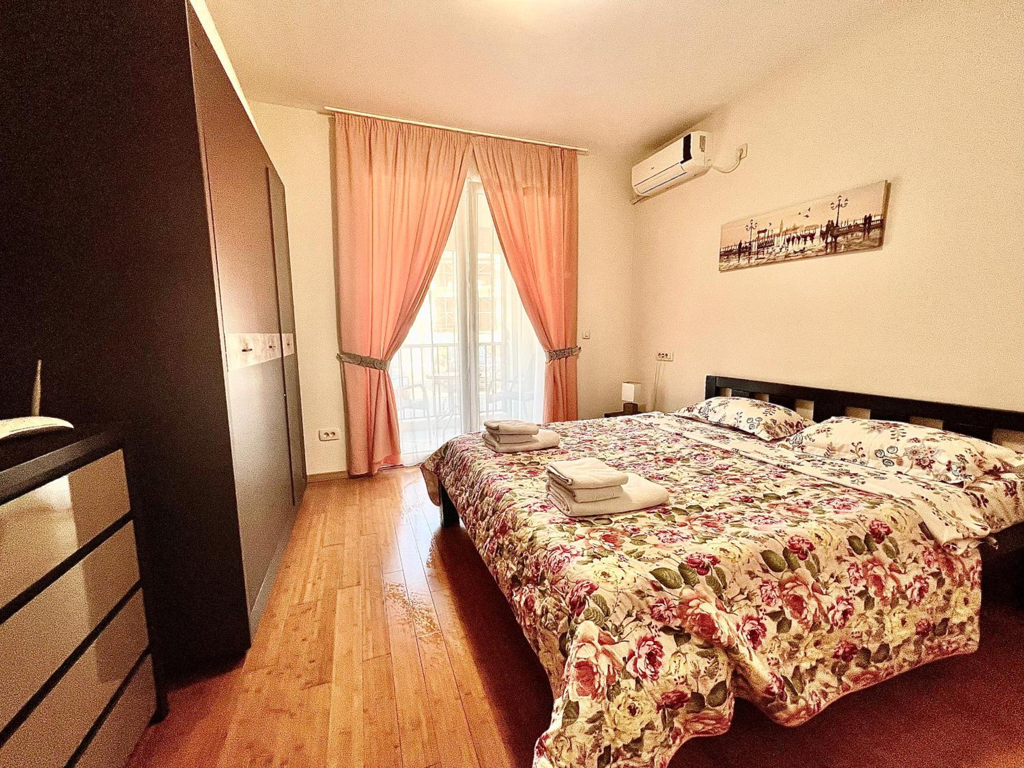 Apartments Nirgilija Tivat Extérieur photo