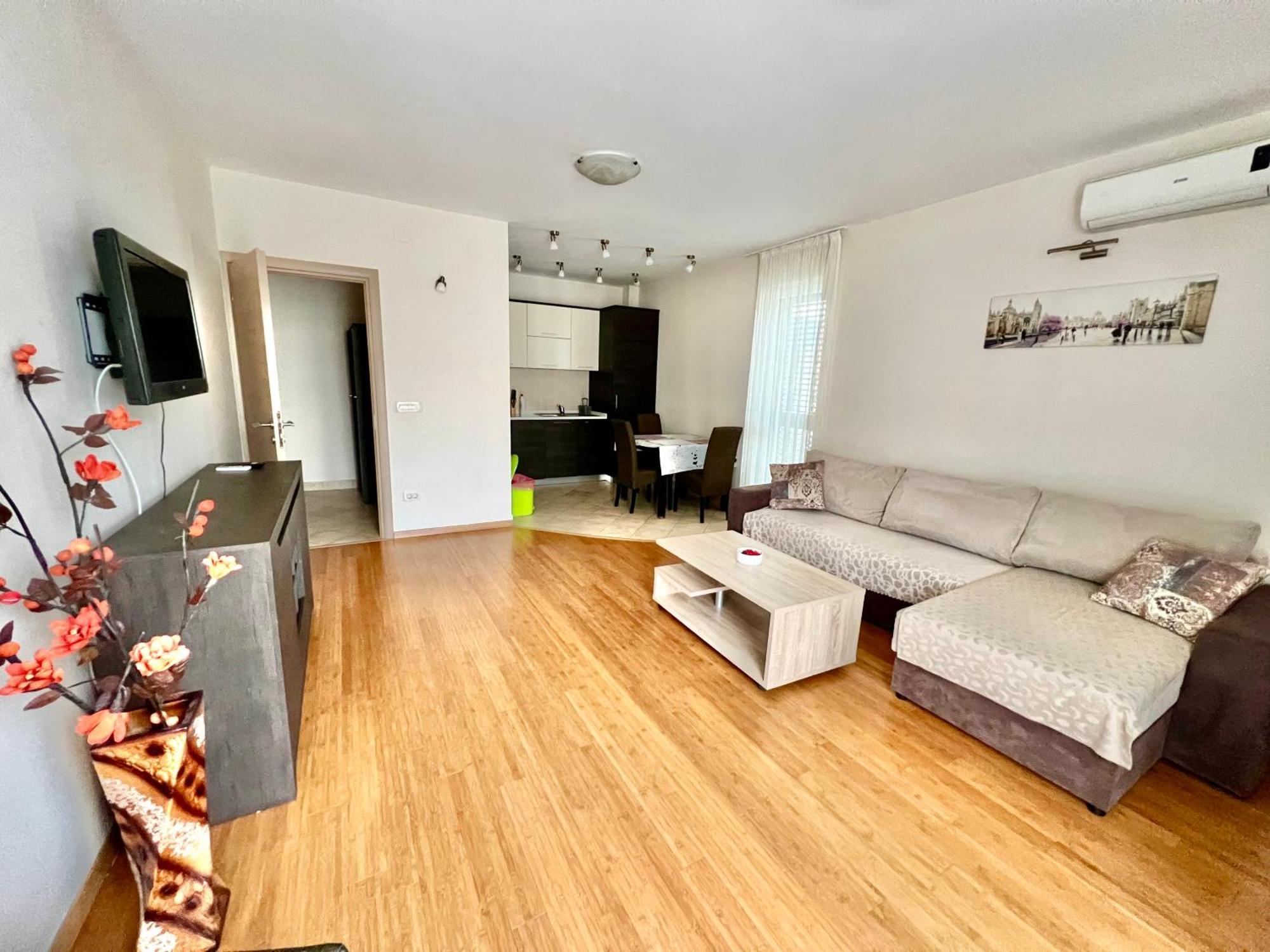 Apartments Nirgilija Tivat Extérieur photo